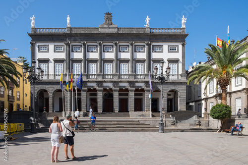 Plaza de Santa Ana y edificio del Ayuntamiento en Las palmas de Gran Canaria