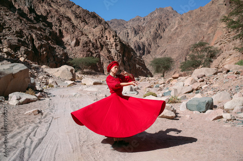 Sufi dance inside canyon 