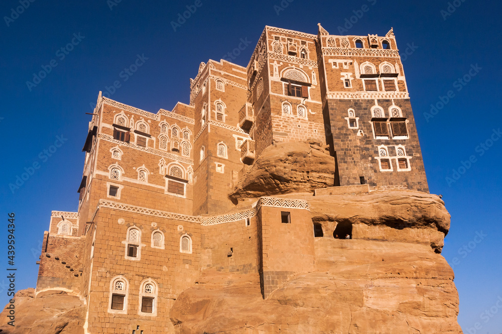 dar al-hajar former royal palace in Yemen dar al-hajar former royal palace in Yemen