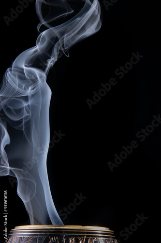 dym z kadzidła 