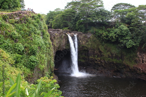 ハワイ島（ビッグアイランド）。虹の滝。