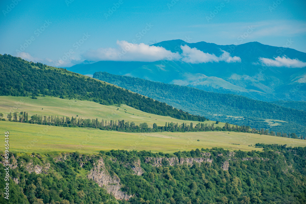 Obraz premium landscape with mountains in summer