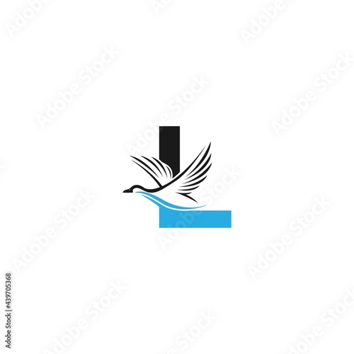 Letter L with duck icon logo design illustration photo