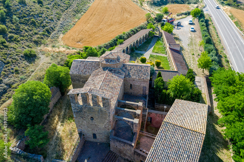 Tableau sur toile Church of Santa Maria del Priorat in Castellfollit de Riubregos, Anoia Spain