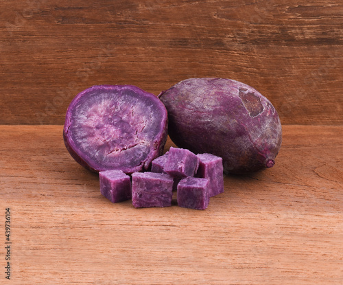 Sweet Potato (steamed), fruits and vegetables contain Anthocyanin, has the effect of anti-oxidants. , Helping to slow down the degeneration of cells, reduces the risk of heart disease and stroke