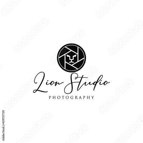 Simple Head Lion Studio Photography Vector Logo Design