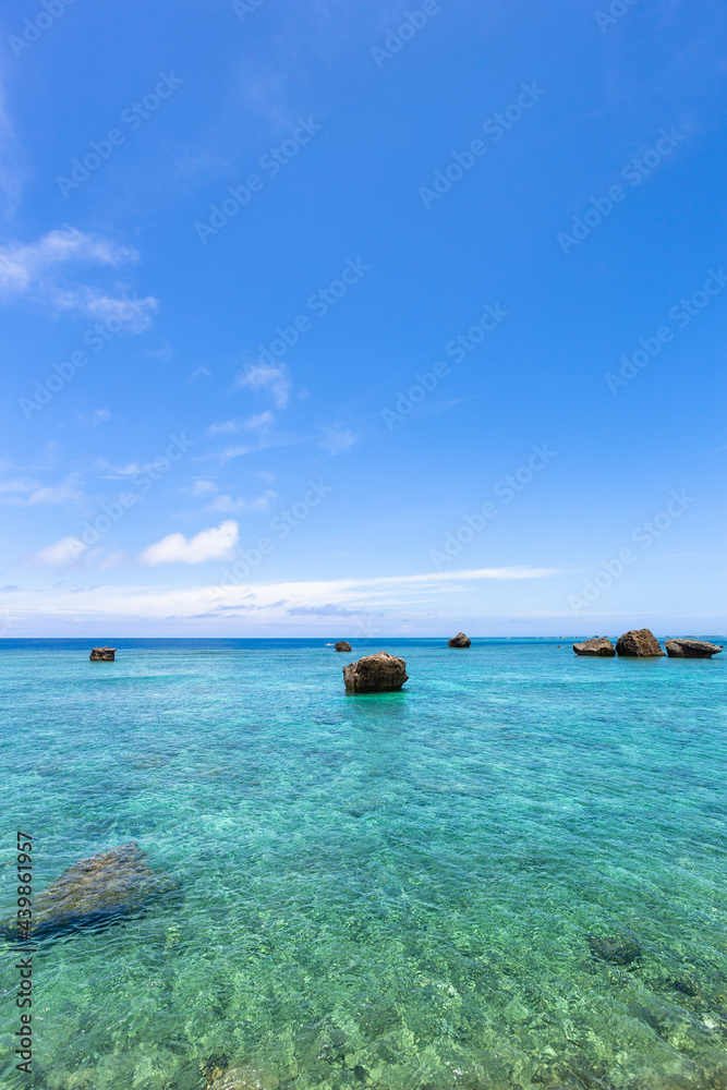 沖縄県宮古島、東平安名崎の保良漁港周辺・日本 沖縄県宮古島、東平安名崎の保良漁港周辺・日本