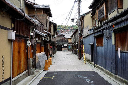 Fototapeta Naklejka Na Ścianę i Meble -  Hanamikoji Street in Kyoto.