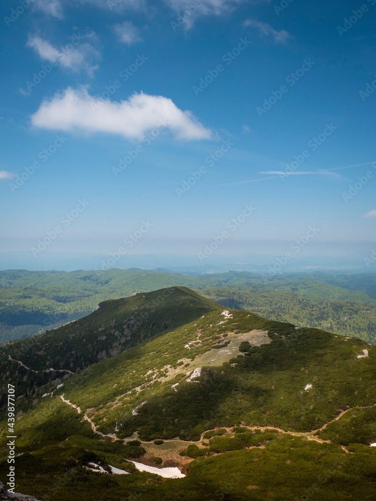 Naklejka premium view from the mountain