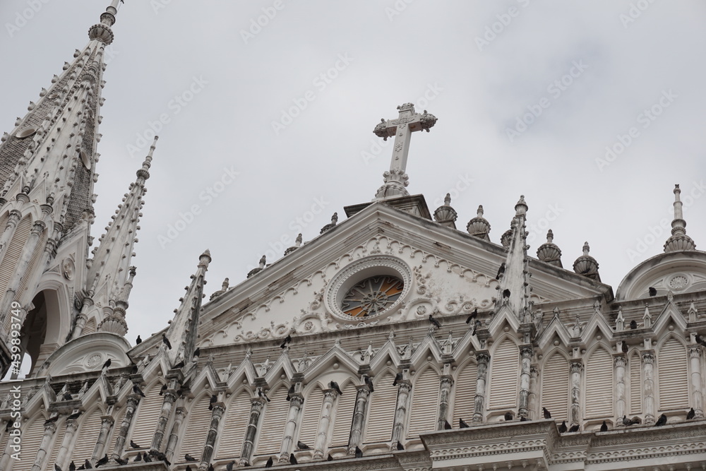 Fototapeta premium Catedral Cross