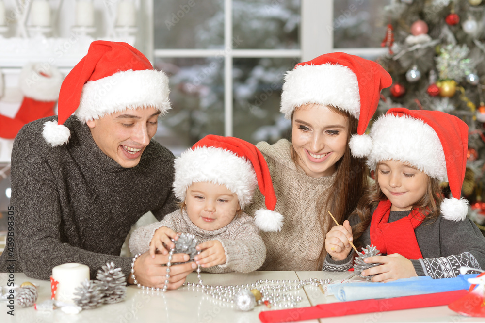 Family in Santa hats