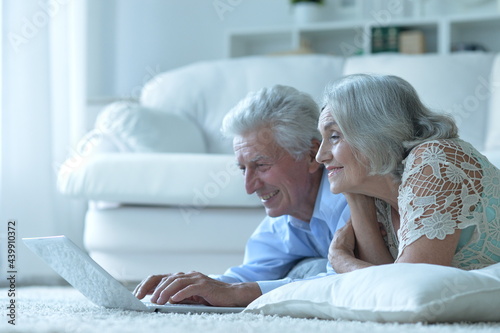  senior couple using  laptop  at home © aletia2011