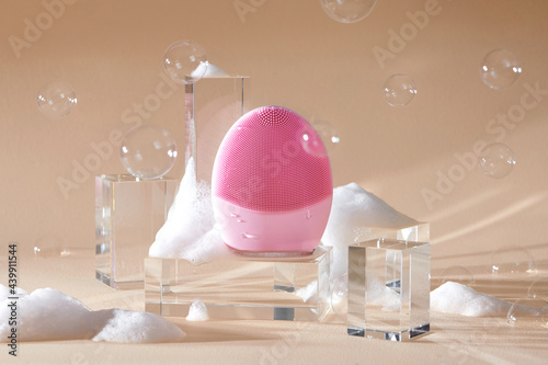 Silicone facial cleansing brush photo