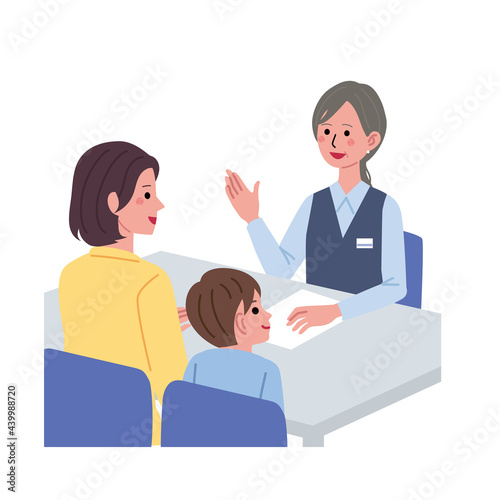 受付業務をするシニア女性と親子のイラスト
