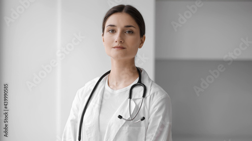 Doctor woman medical nurse clinic portrait