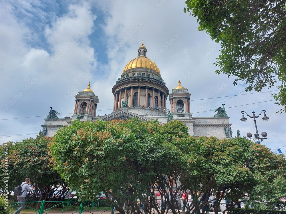 isaak cathedral