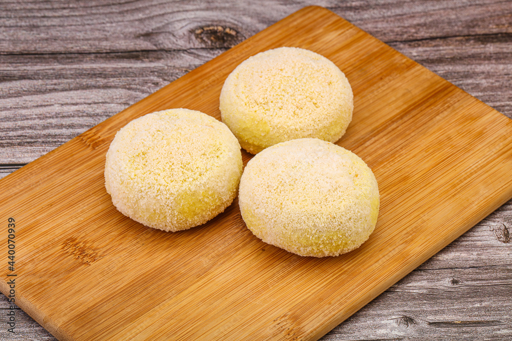 Raw potato zrazy for cooking Raw potato zrazy for cooking