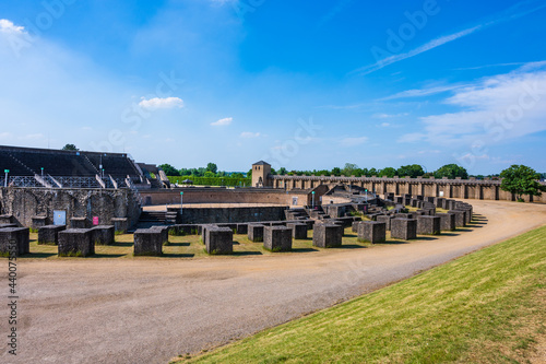 Obraz na płótnie Römisches Amphitheater im Römerpark APX in Xanten am Niederrhein w salonie