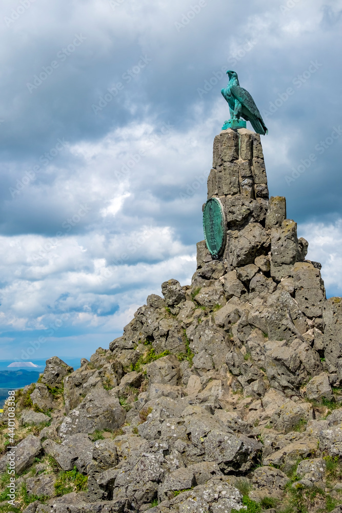 Fliegerdenkmal auf der Wasserkuppe Fliegerdenkmal auf der Wasserkuppe