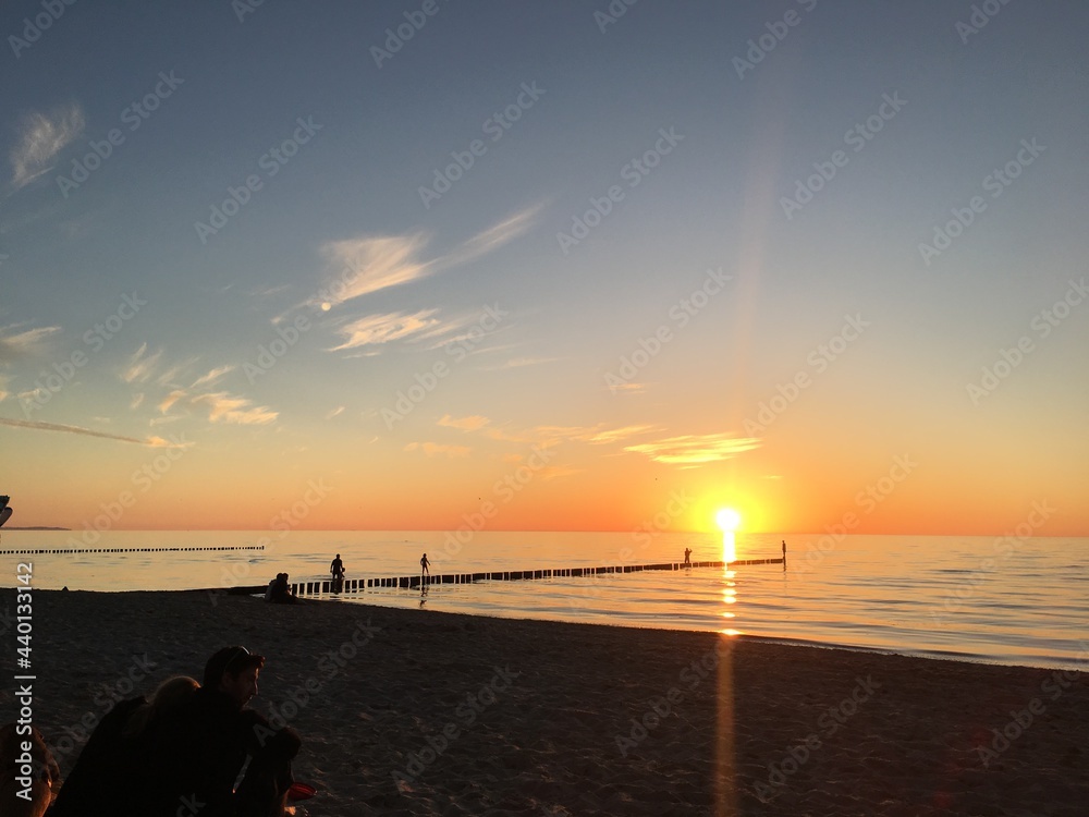 Obraz premium sunset on the beach