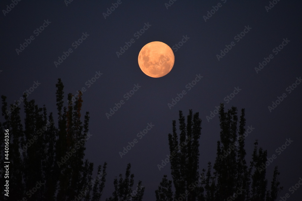 Full Moon Sky from Mendoza, Argentina, South America - The Wheel of Time Full Moon Sky from Mendoza, Argentina, South America - The Wheel of Time