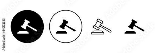 Gavel icon set. judge gavel icon vector. law icon vector. auction hammer
