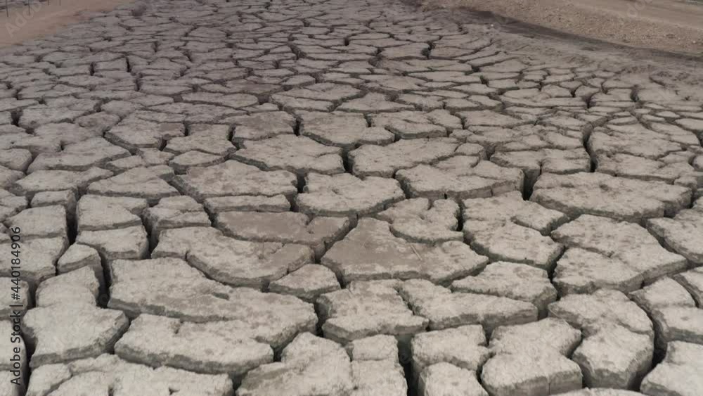 Cracks in the desert Ground, Aerial view
Drone view from Timna park , 2021
Cracks in the desert Ground, Aerial view
Drone view from Timna park , 2021