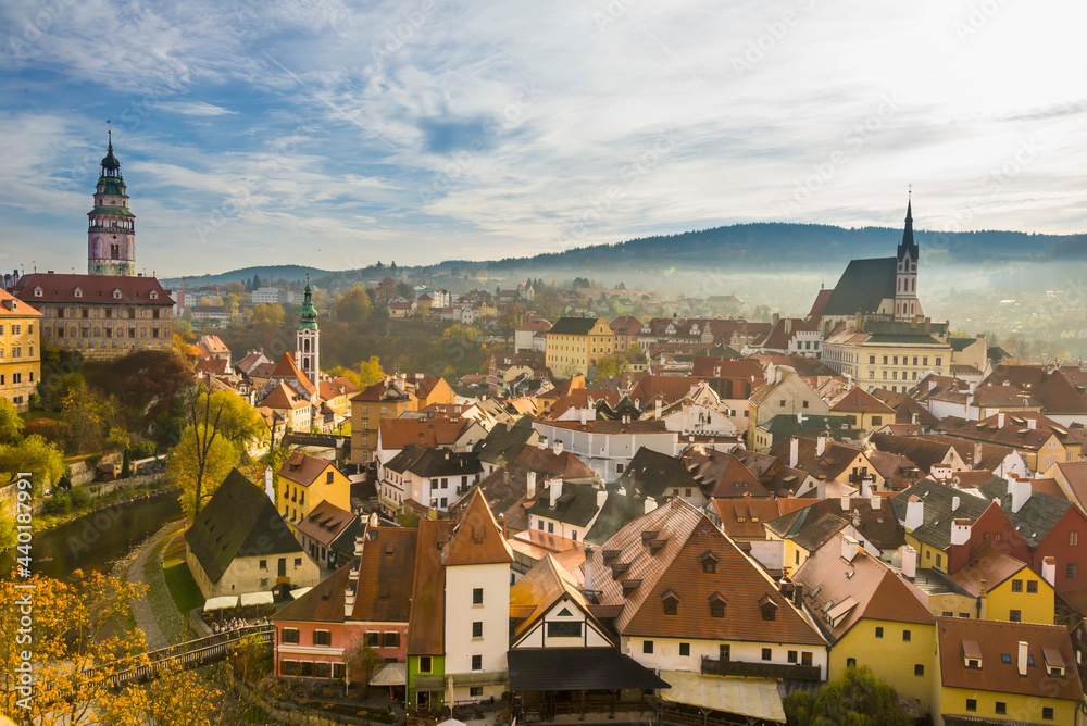 Obraz premium Morning view of Cesky Krumlov old town seen from castle