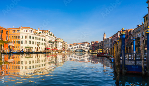 Panorama of Grand canal and Rialto bridge in Venice © Pawel Pajor