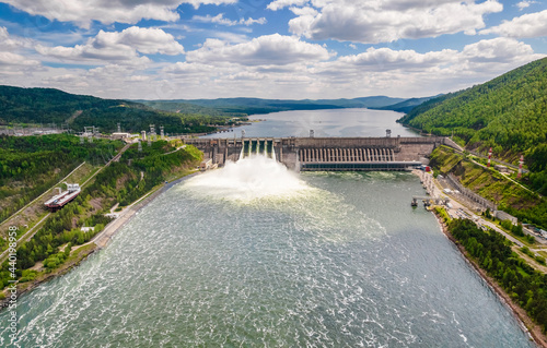  hydroelectric dam on the river,