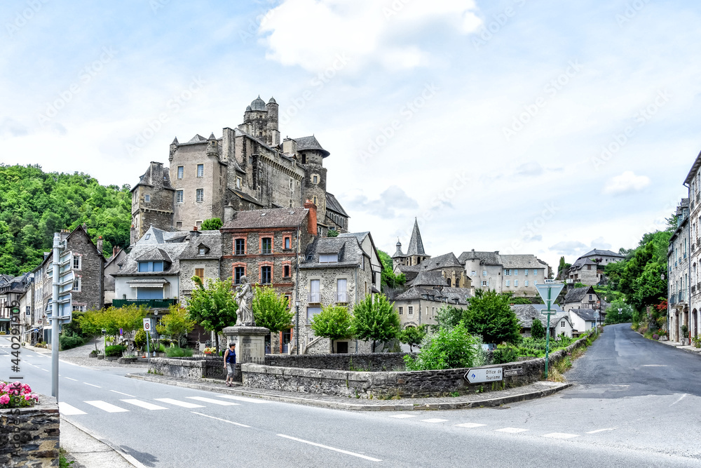 Estaing is recognized by Les Plus Beaux Villages de France as one of the most beautiful villages in France 