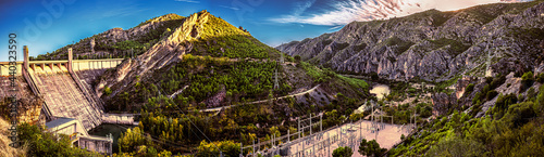 Obraz na płótnie Buendia dam panoramic