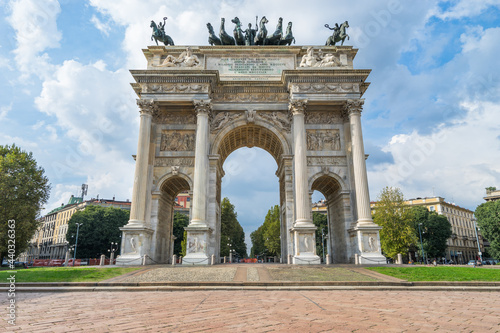 Arco della Pace (Arch of Peace), Porta Sempione, Milan, Italy 