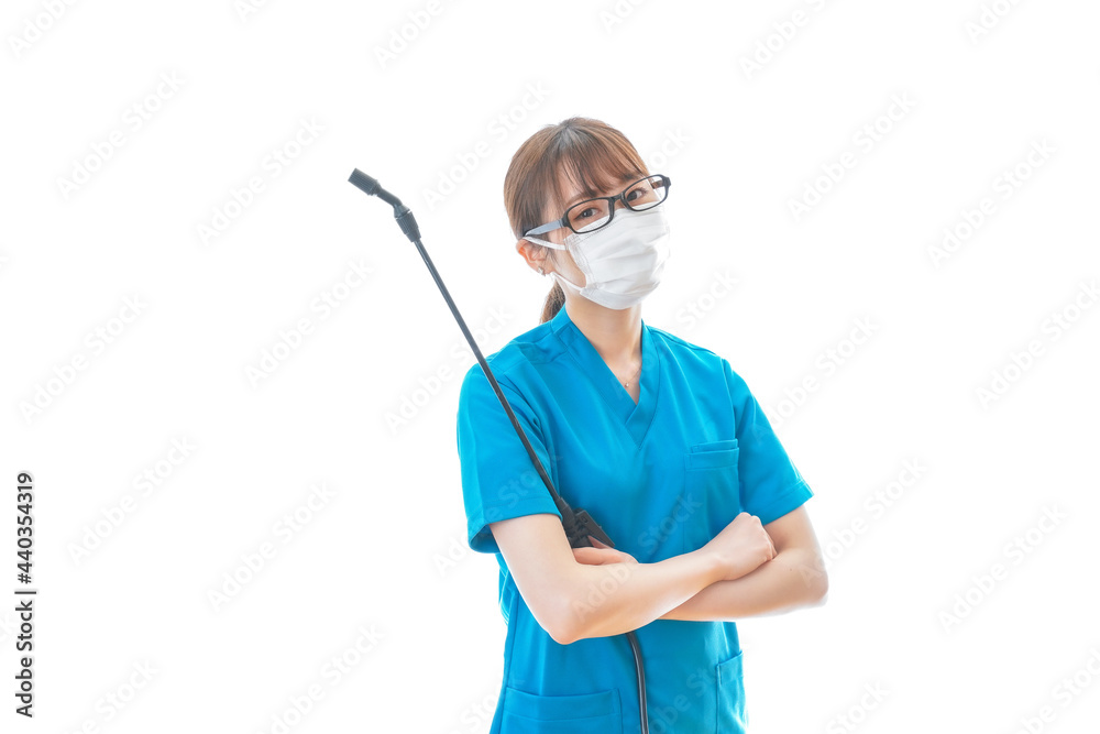 腕を組み消毒作業を行う医療従事者 腕を組み消毒作業を行う医療従事者