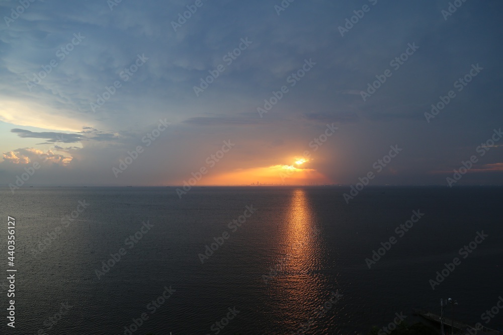 Fototapeta premium 光の先に