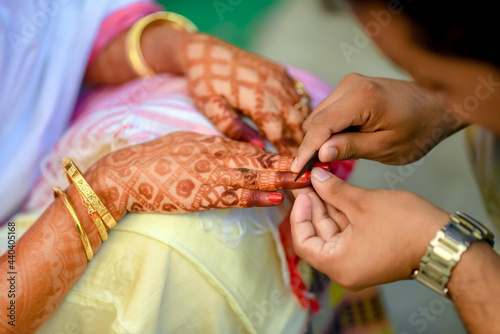 Hindu or Indian Wedding Ceremony Rituals and Traditions (Nail Cutting Ritual)