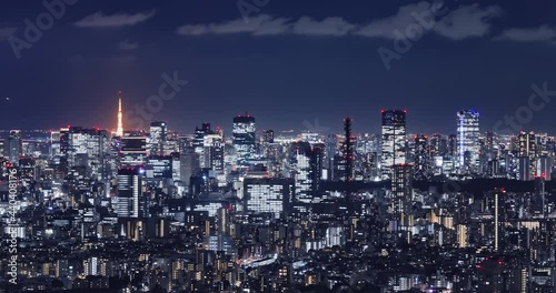 Wallpaper Mural ビルの明かりが綺麗な夜の東京の街 Torontodigital.ca