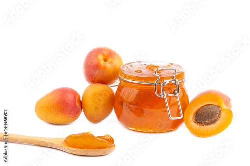 Fototapeta Naklejka Na Ścianę i Meble -  Apricot fruits and apricot jam