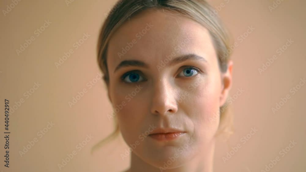 Female beauty
Beauty and spa. Woman with soft skin
Female beauty
Beauty and spa. Woman with soft skin