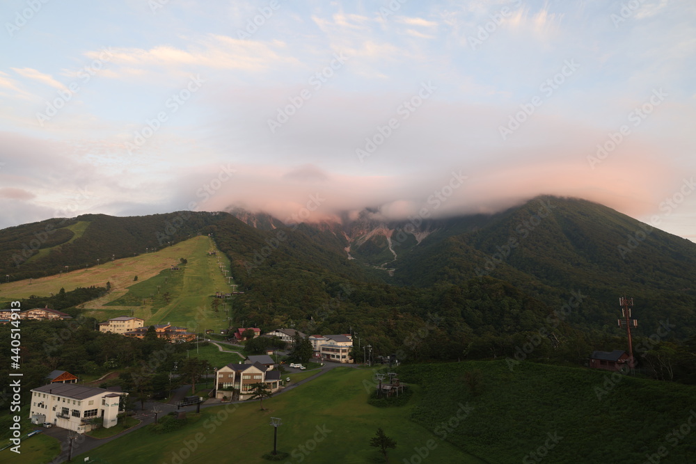 Fototapeta premium 日本の鳥取県の大山の美しい景色