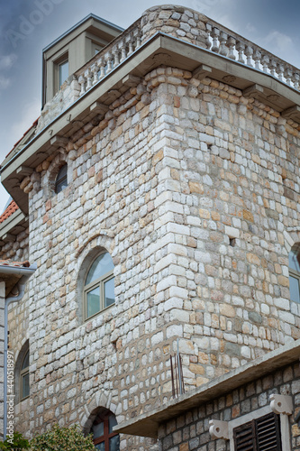 details on the wall of the house