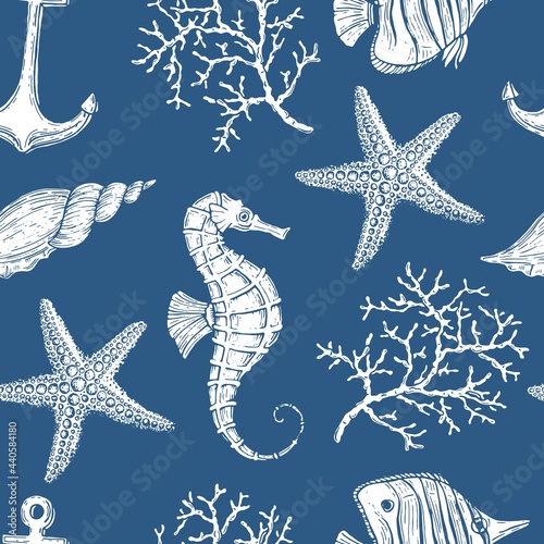 Sea style seamless pattern. Underwater creatures, starfish, sea horse, coral, fish. marine, nautical endless wallpaper,