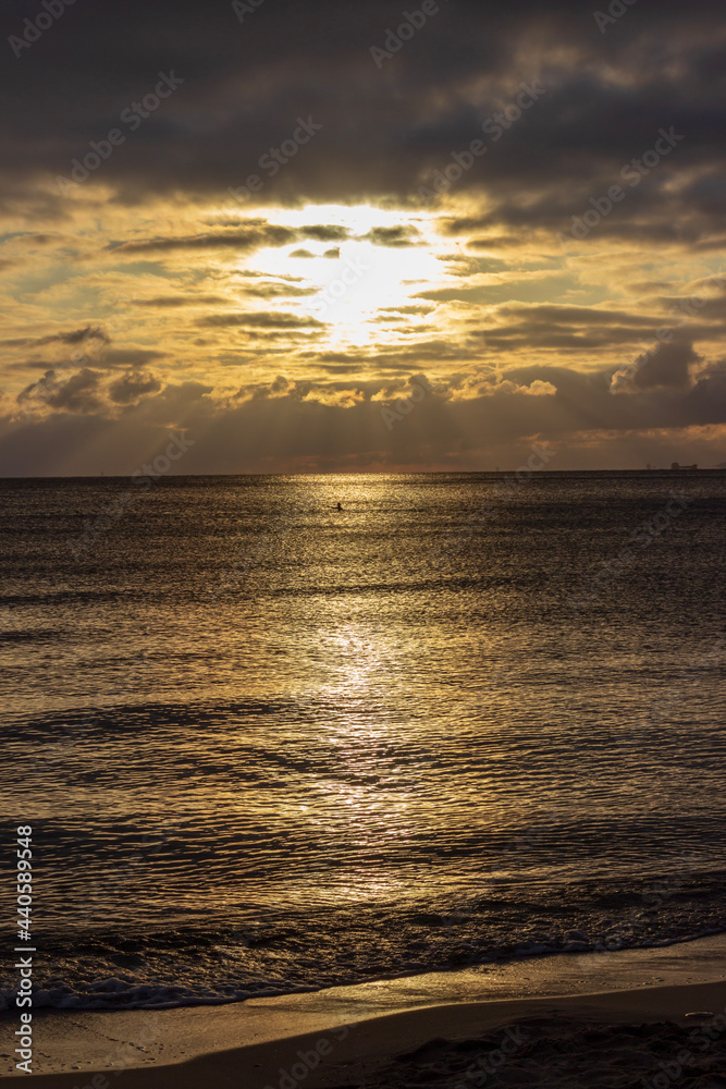 Obraz premium sunset over the sea