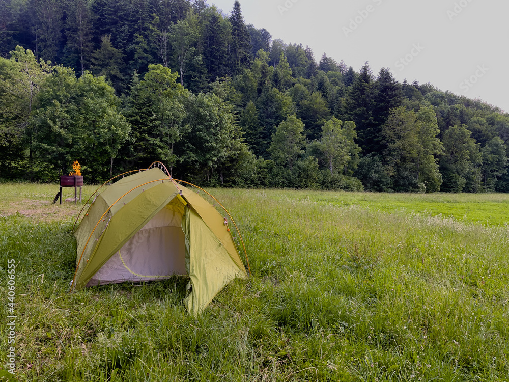 Camping und Wandern in der Schweiz