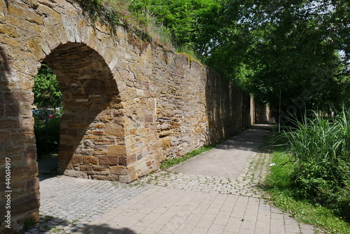 Fototapeta Naklejka Na Ścianę i Meble -  Stadtmauer in Gerolzhofen