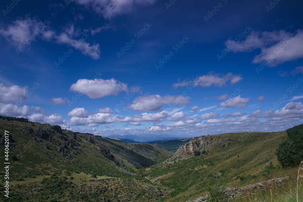 góry krajobraz  natura widok niebo chmury 