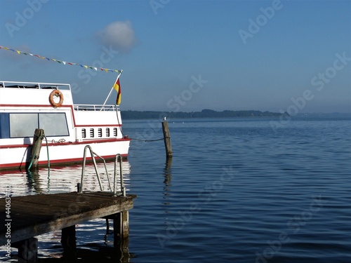 Heckteil altes Ausflugsschiff auf dem Ratzeburger See in Ratzeburg