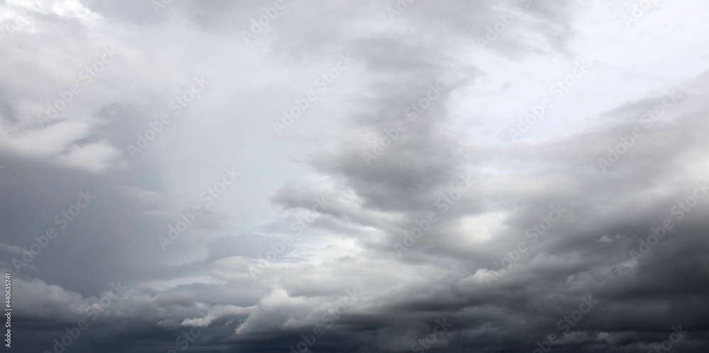 Fototapeta premium Grey clouds sky