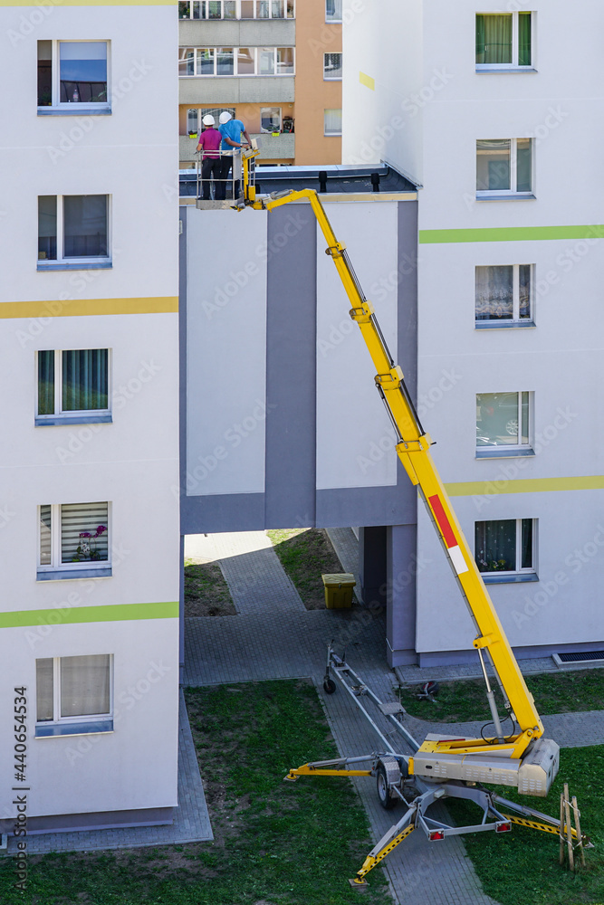 modern mobile self propelled hydraulic lifting platform in action