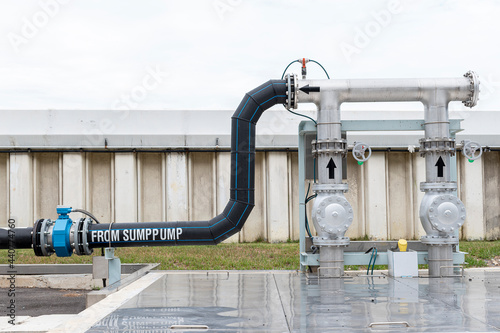 Foto large pumping wells for industrial plants